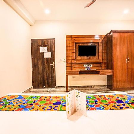 Fabhotel Shoba Estate Delhi Airport Nuova Delhi Esterno foto