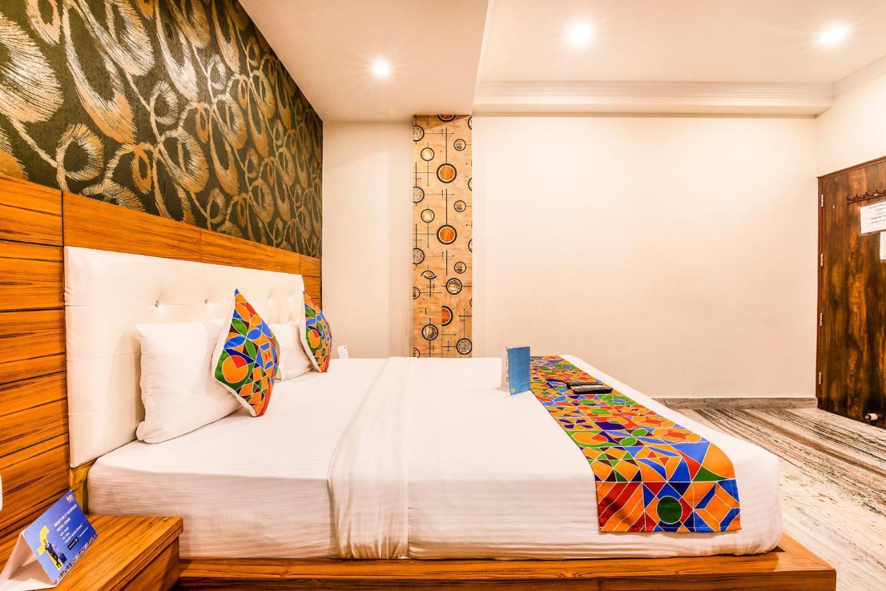 Fabhotel Shoba Estate Delhi Airport Nuova Delhi Esterno foto