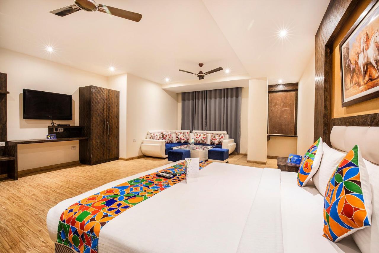 Fabhotel Shoba Estate Delhi Airport Nuova Delhi Esterno foto