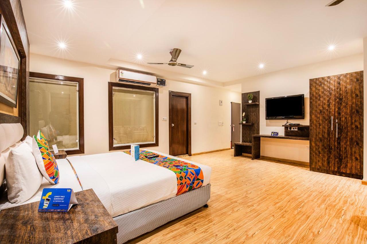 Fabhotel Shoba Estate Delhi Airport Nuova Delhi Esterno foto