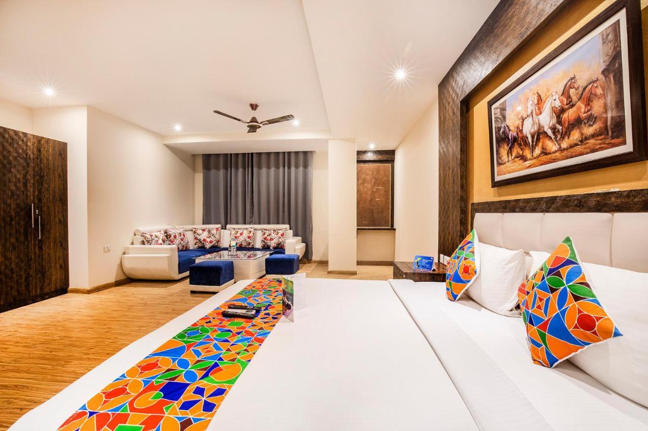 Fabhotel Shoba Estate Delhi Airport Nuova Delhi Esterno foto